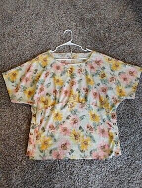 Cato Plus Size 22/24W Daisy Ruched Side Top – Floral Blouse